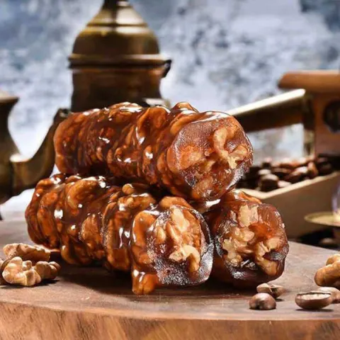 Maraş Yığma Cevizli Sucuk – Walnusskonfekt in Traubensirup 1 kg