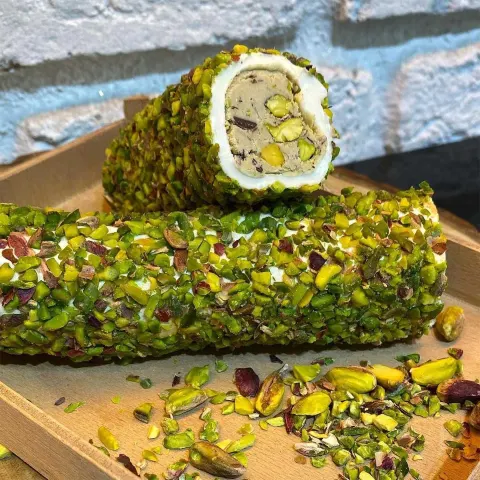 Mega Sarma-Lokum mit Pistaziencreme